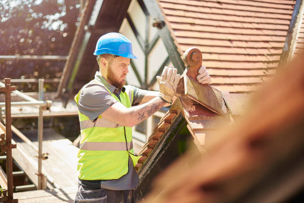 Best Emergency Roof Repair  in Oakville, CT